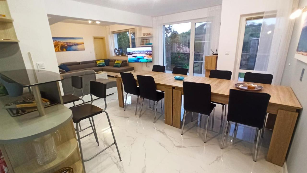 Arode Villa Ovidius Балчик Екстериор снимка