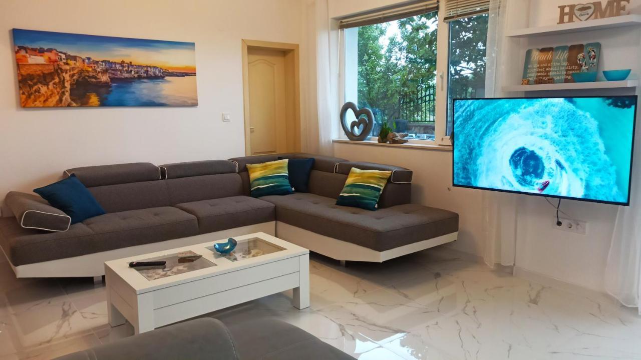 Arode Villa Ovidius Балчик Екстериор снимка